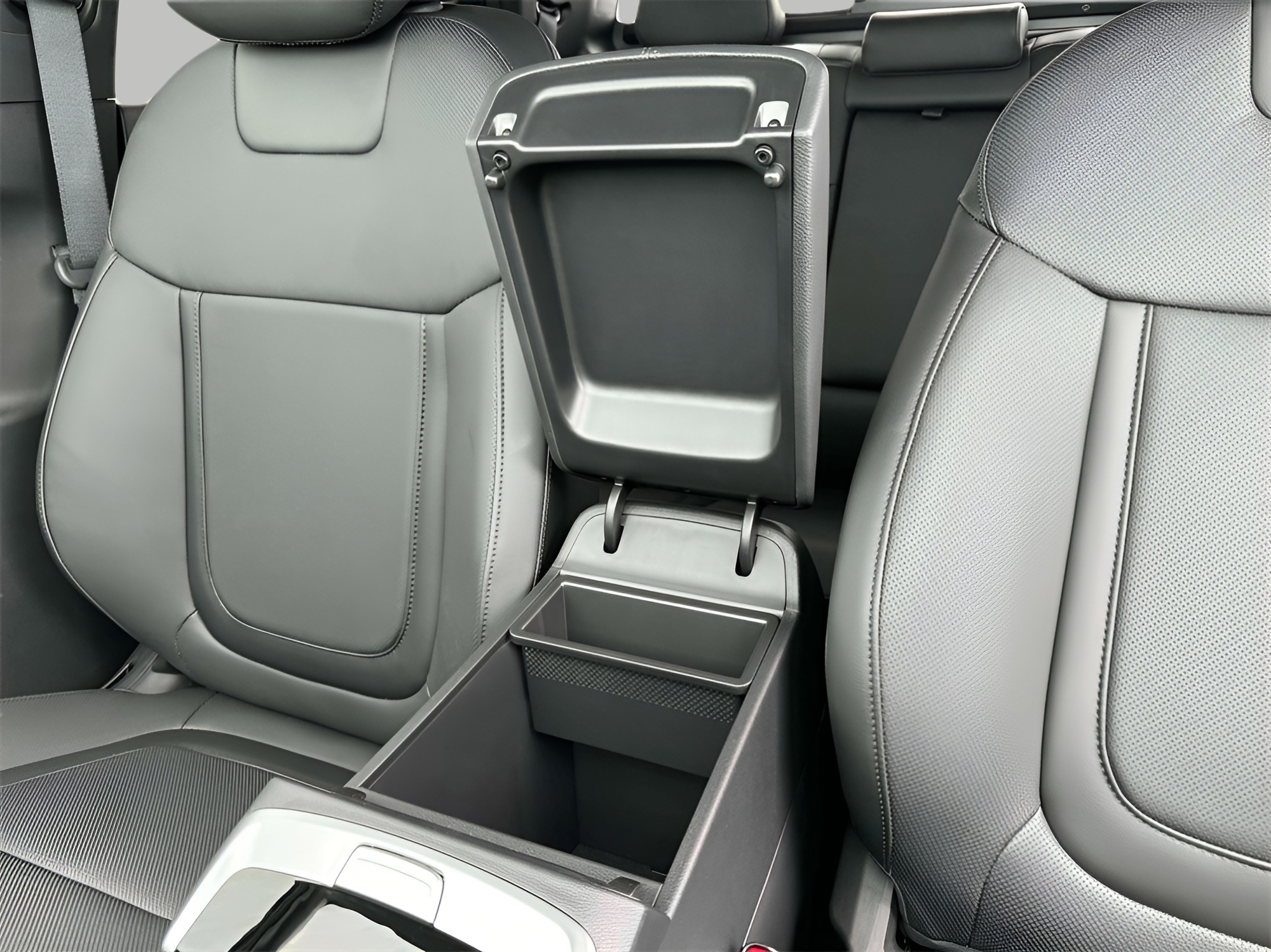 2025 Hyundai Santa Cruz SEL Activity Image 18 of 19