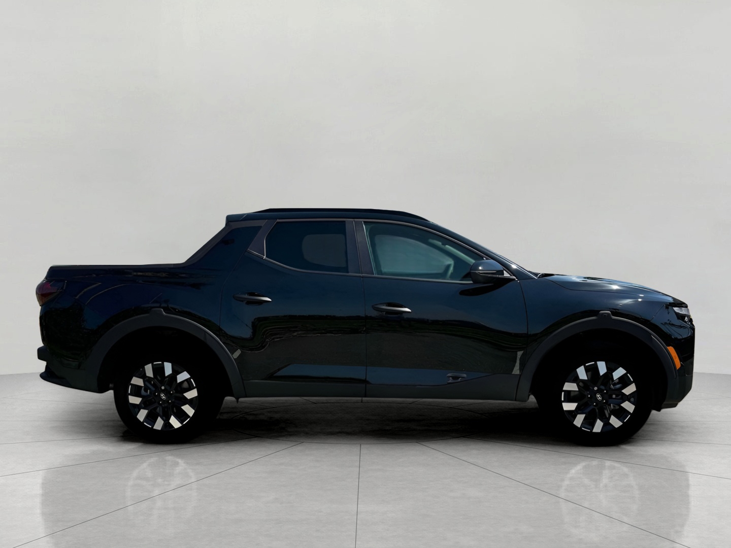 2025 Hyundai Santa Cruz SEL Activity Image 6 of 19