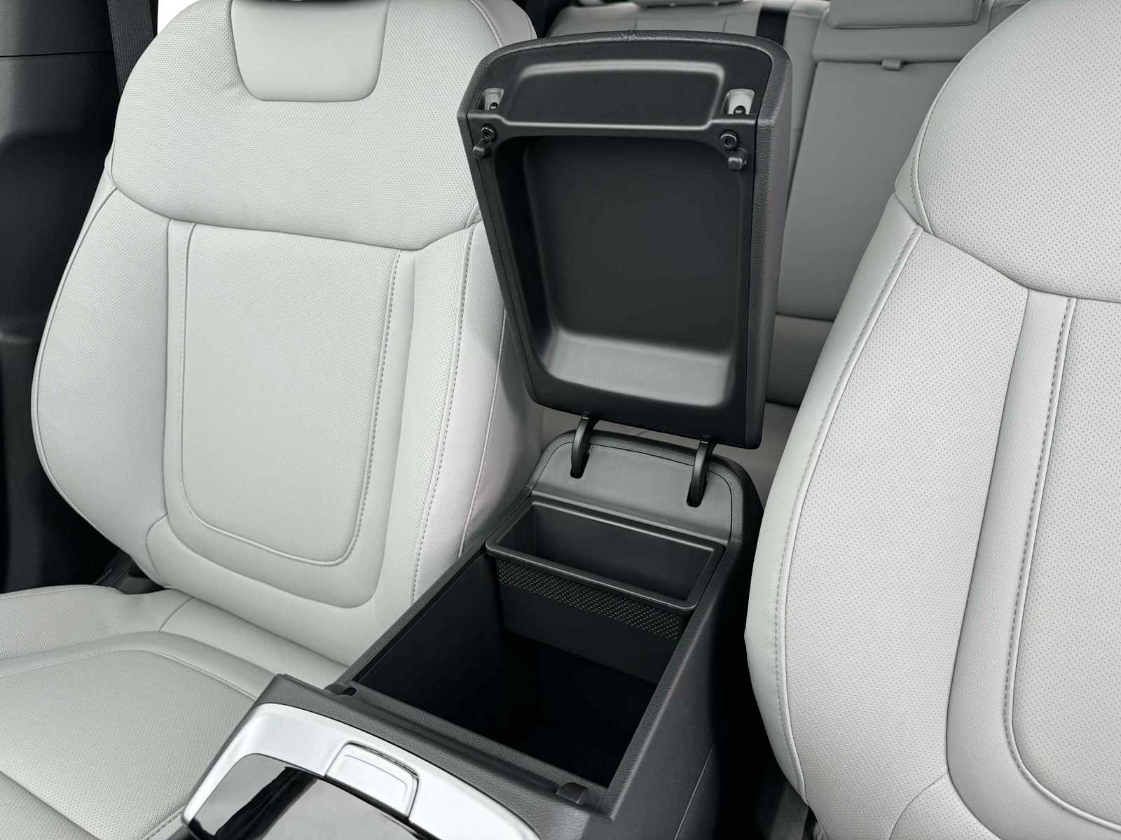 Vehicle image 19 of 20