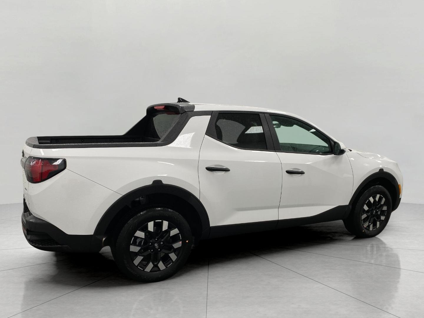 2025 Hyundai Santa Cruz SE Image 6 of 32