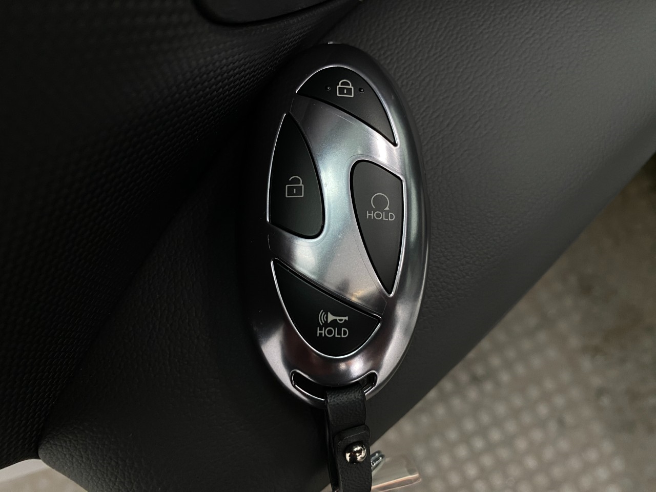 2025 Hyundai Santa Cruz SE Image 31 of 32