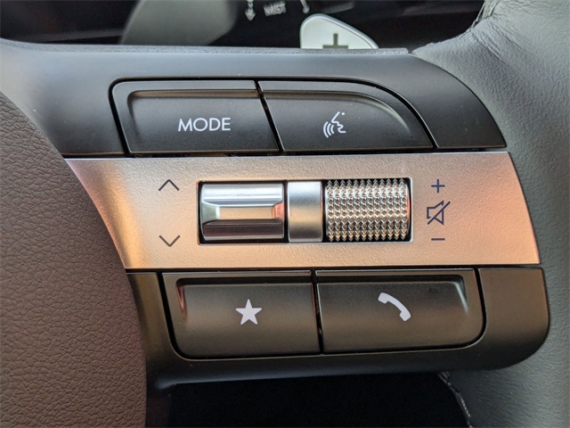 2025 Hyundai Santa Cruz XRT Image 19 of 32