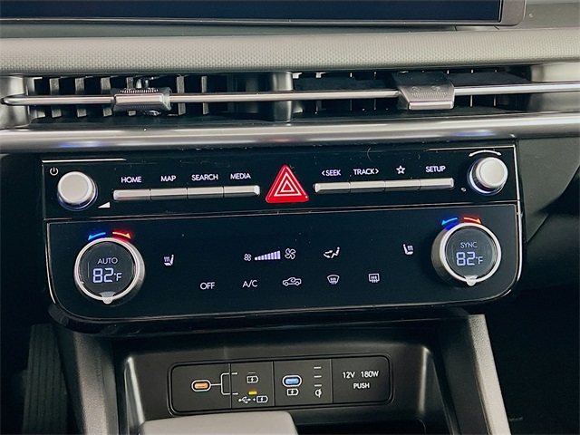 2025 Hyundai Santa Cruz XRT Image 16 of 35