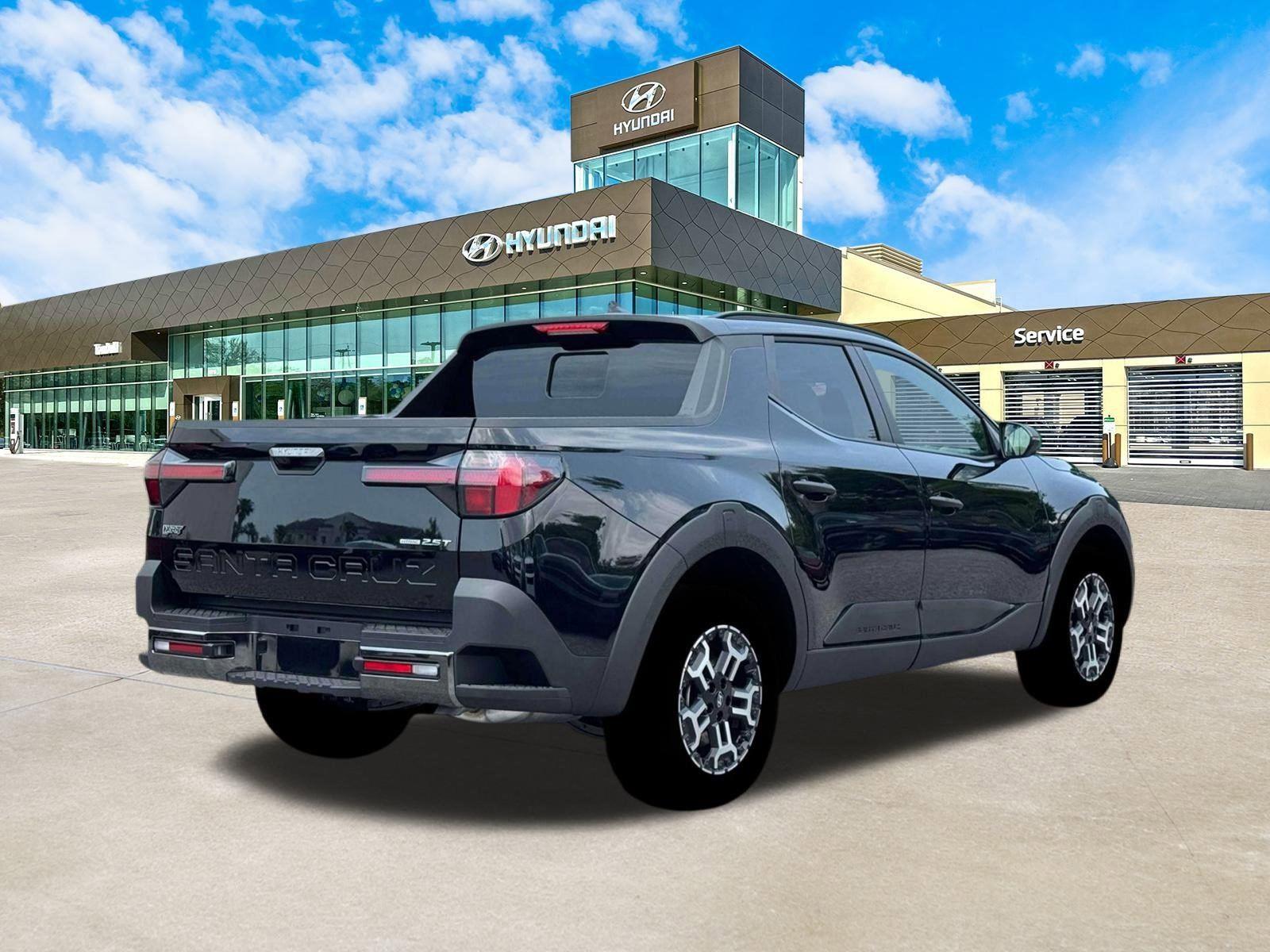 Vehicle image 8 of 19