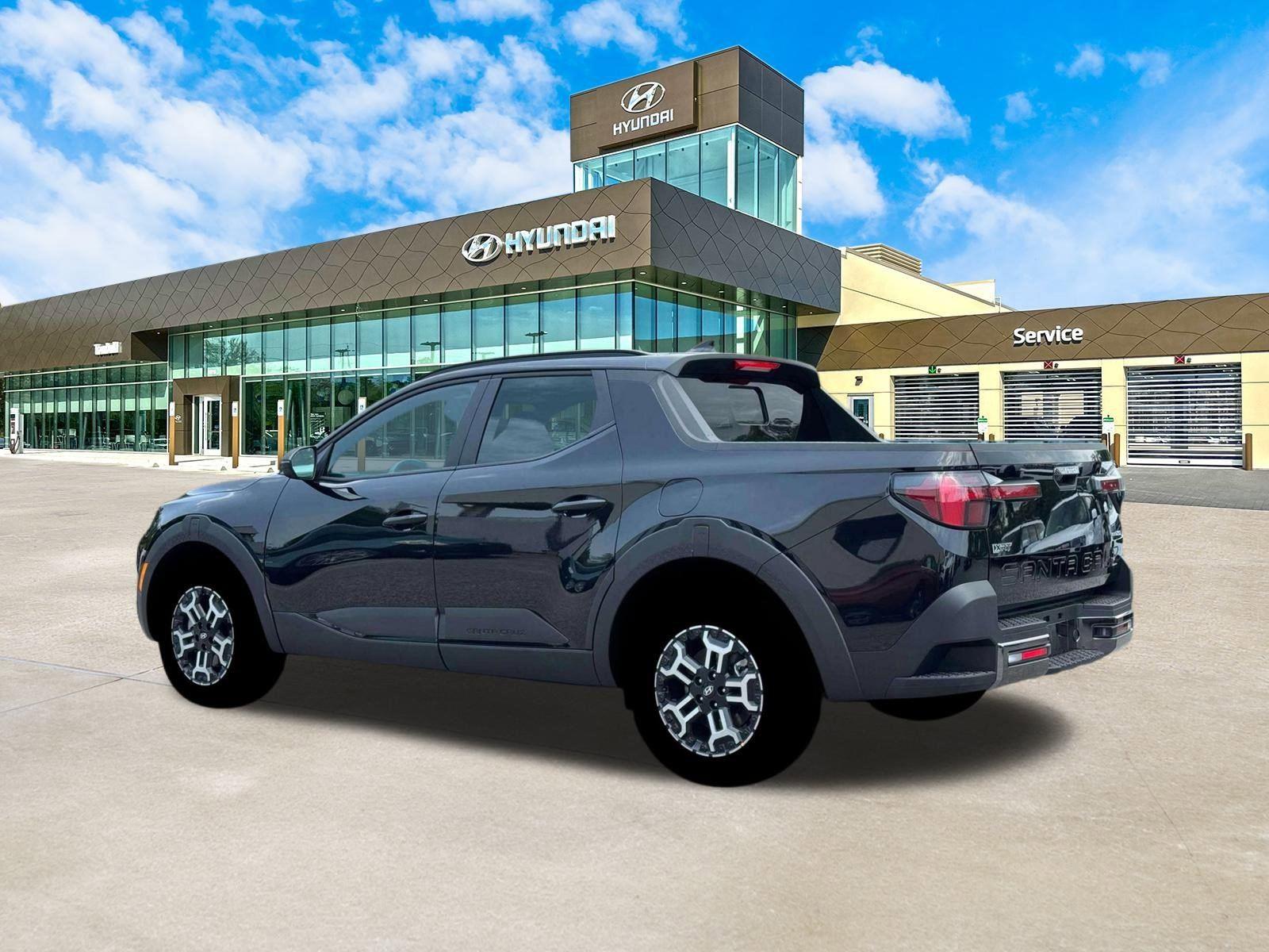 Vehicle image 11 of 19