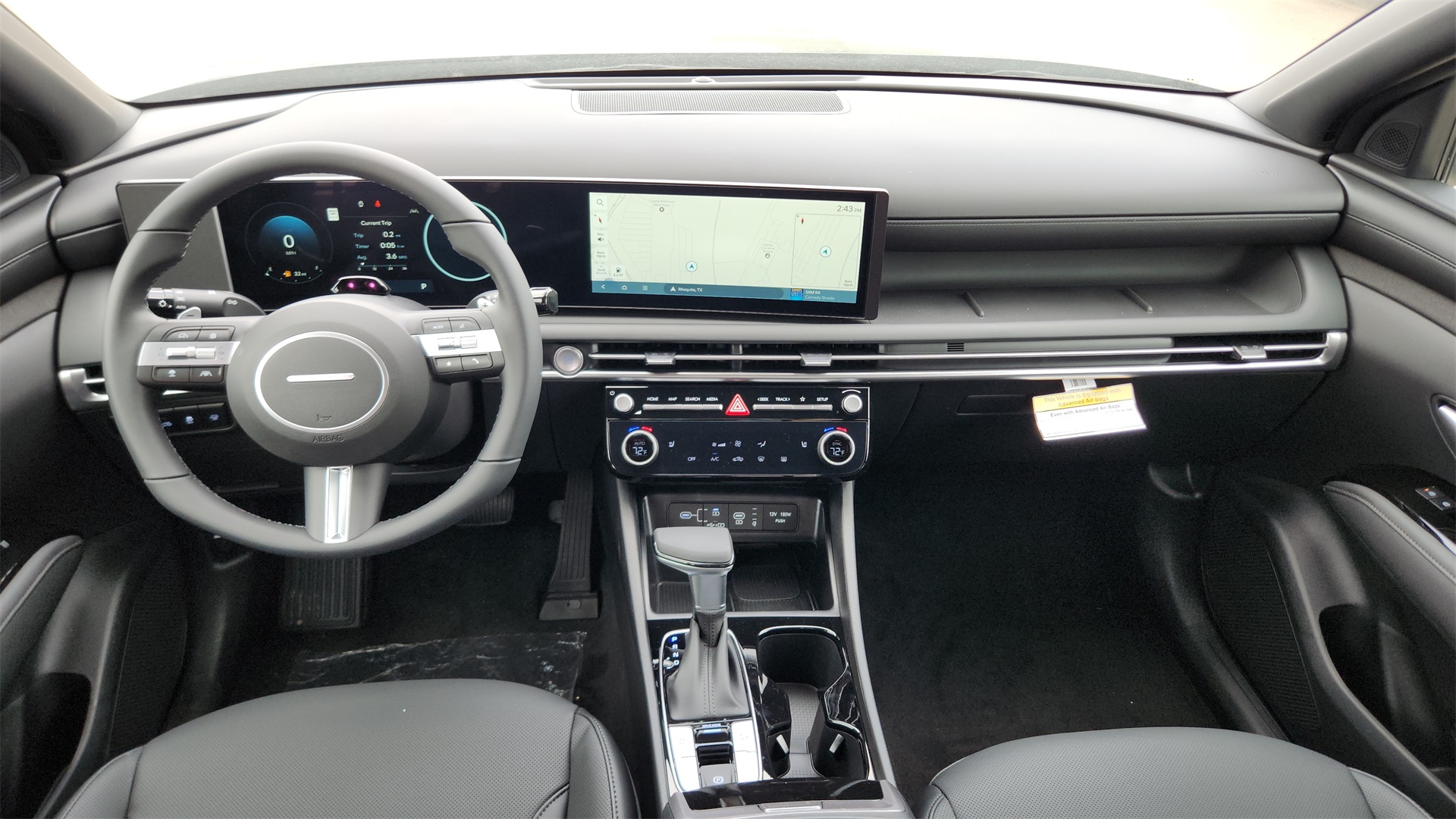 Vehicle image 22 of 28