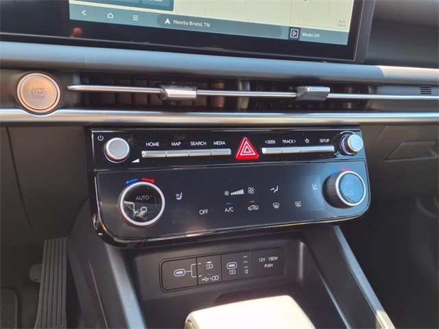 2025 Hyundai Santa Cruz XRT Image 12 of 17