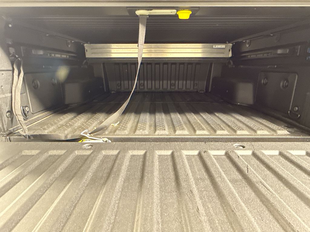 2025 Hyundai Santa Cruz XRT Image 11 of 31