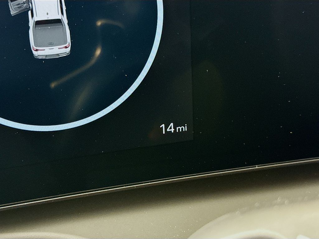 2025 Hyundai Santa Cruz XRT Image 19 of 31