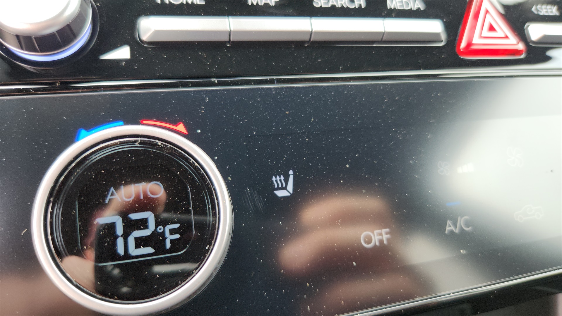 Vehicle image 21 of 26