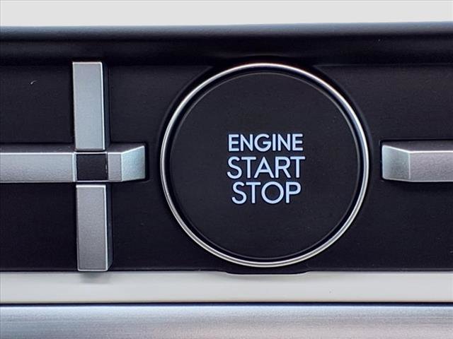 Vehicle image 20 of 21