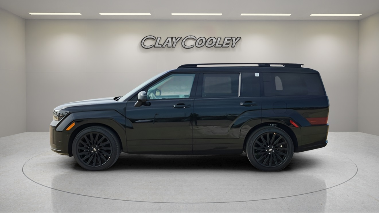 Vehicle image 8 of 21