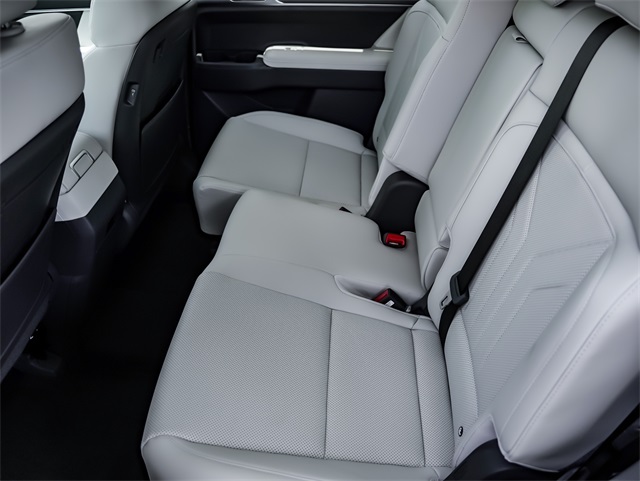 Vehicle image 20 of 29