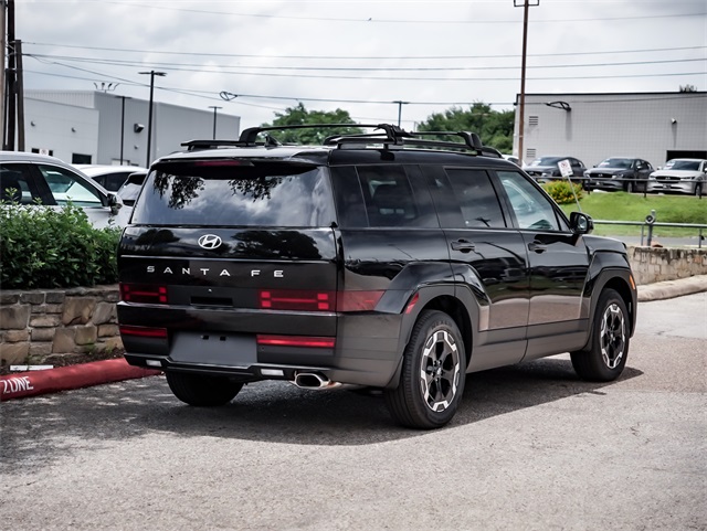 Vehicle image 4 of 29