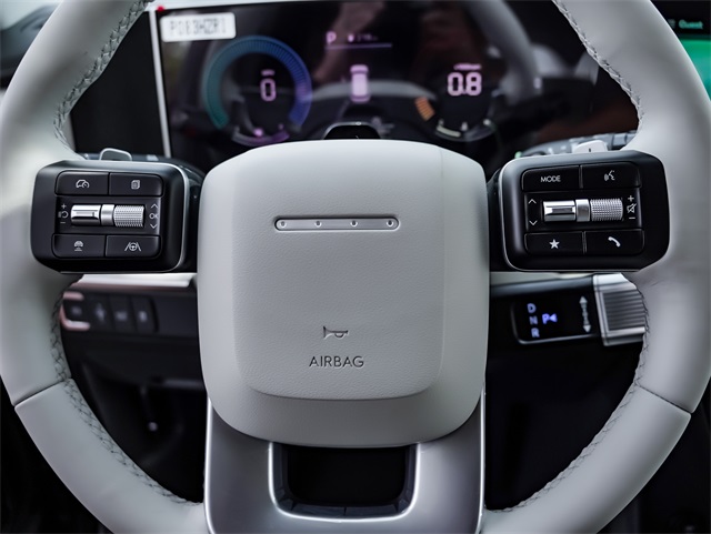 Vehicle image 11 of 29