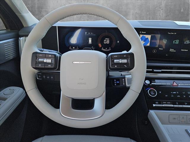 Vehicle image 12 of 18