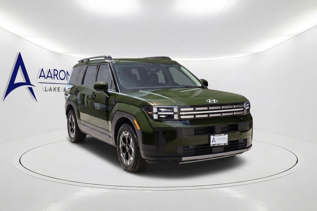2025 Hyundai Santa Fe SEL Image 3 of 40