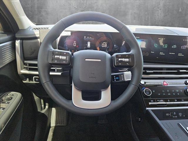 Vehicle image 11 of 16