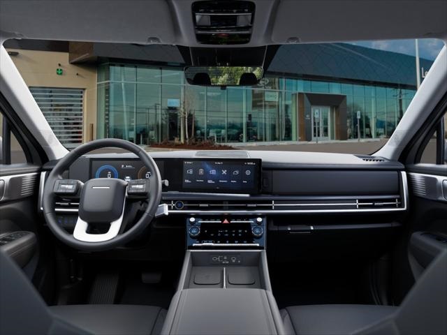 Vehicle image 11 of 17