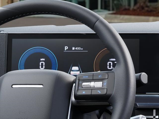 Vehicle image 14 of 17