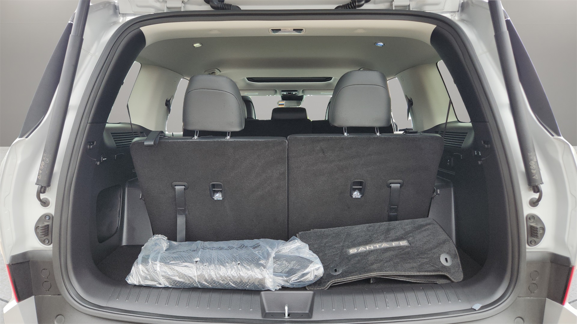 Vehicle image 11 of 40