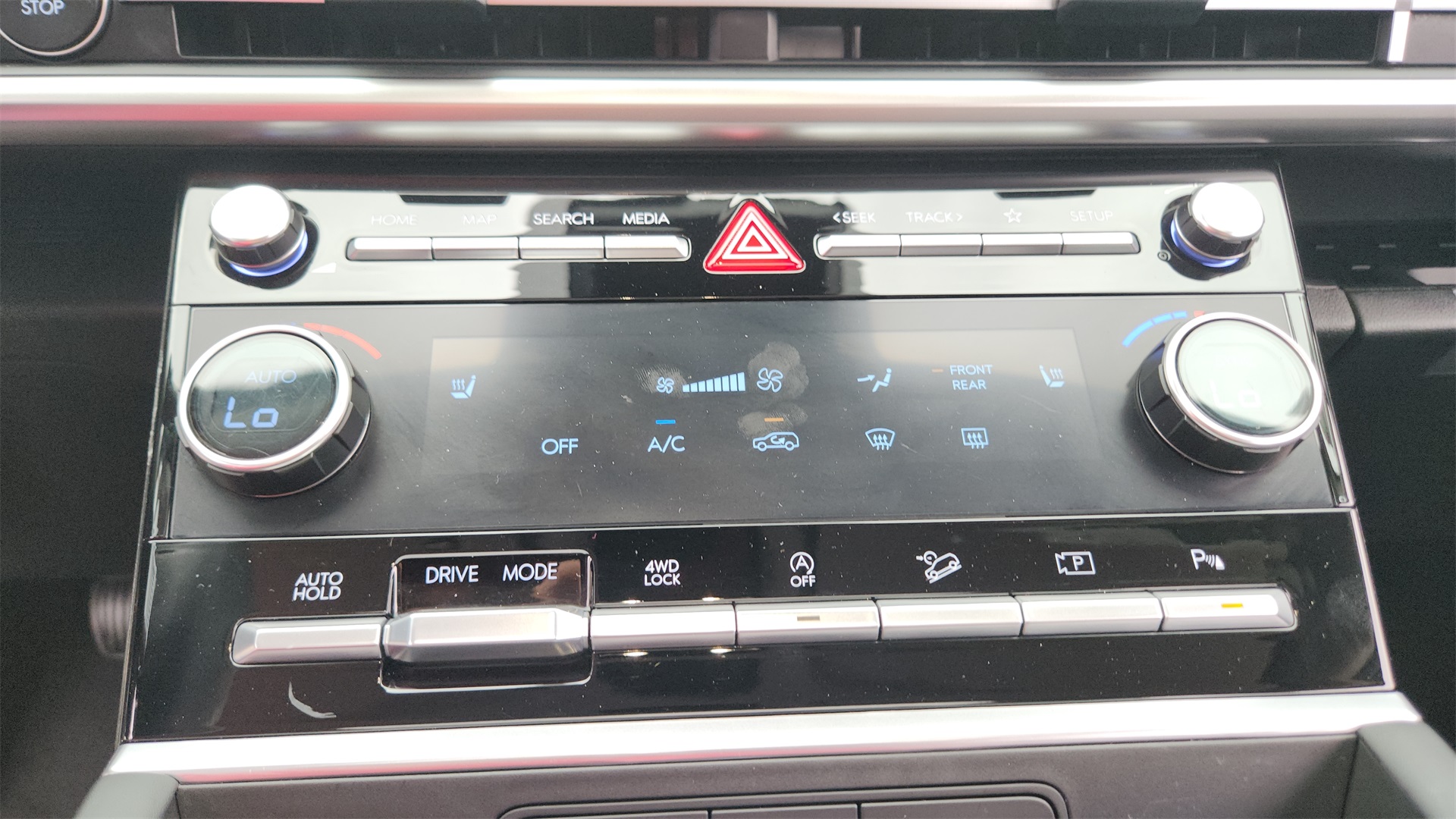 Vehicle image 22 of 40