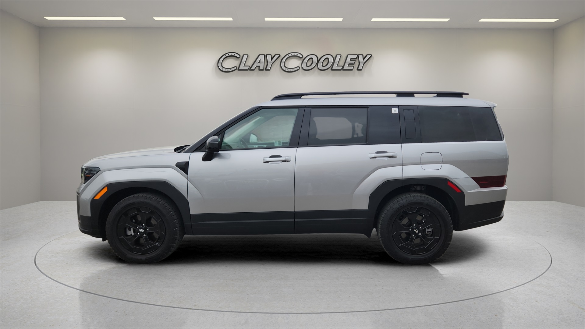 Vehicle image 8 of 40