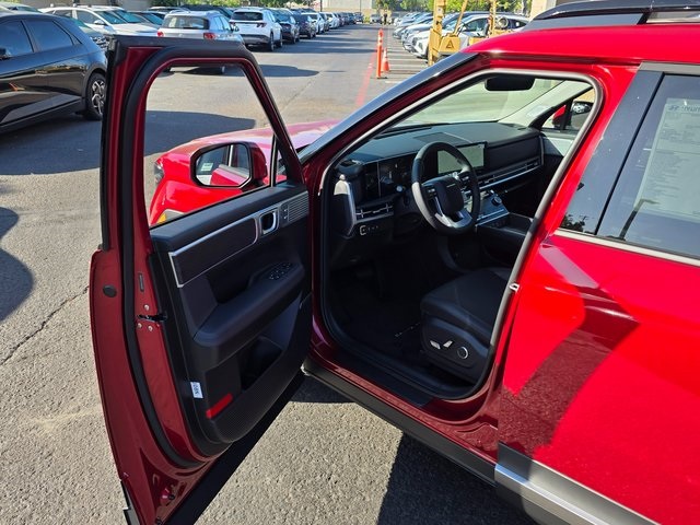 2025 Hyundai Santa Fe Hybrid Limited Image 19 of 40