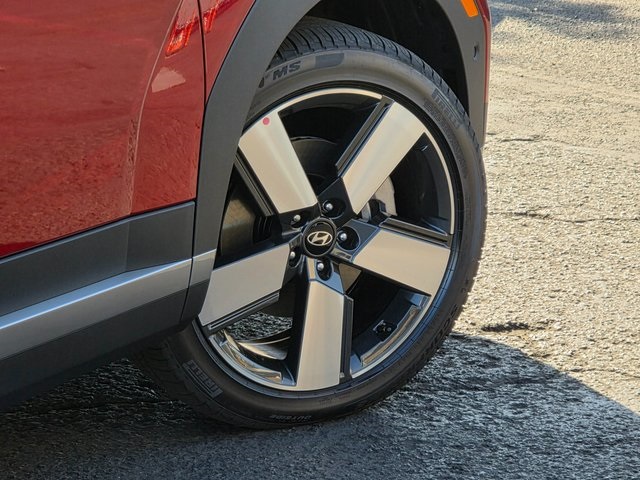 2025 Hyundai Santa Fe Hybrid Limited Image 8 of 40