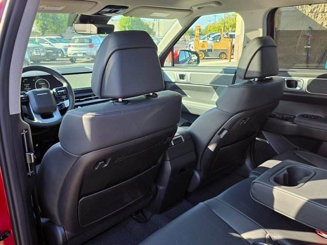 2025 Hyundai Santa Fe Hybrid Limited Image 16 of 40