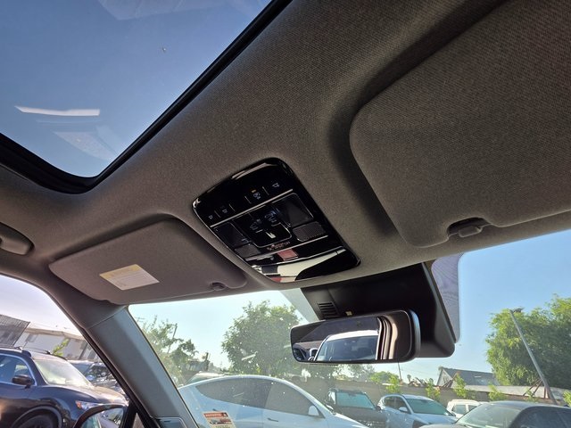 2025 Hyundai Santa Fe Hybrid Limited Image 20 of 40