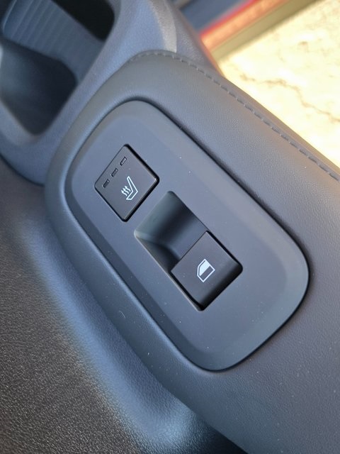 2025 Hyundai Santa Fe Hybrid Limited Image 34 of 40