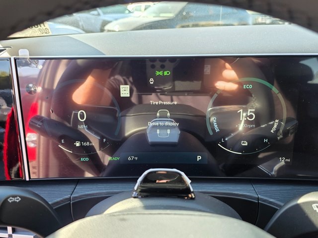 2025 Hyundai Santa Fe Hybrid Limited Image 22 of 40