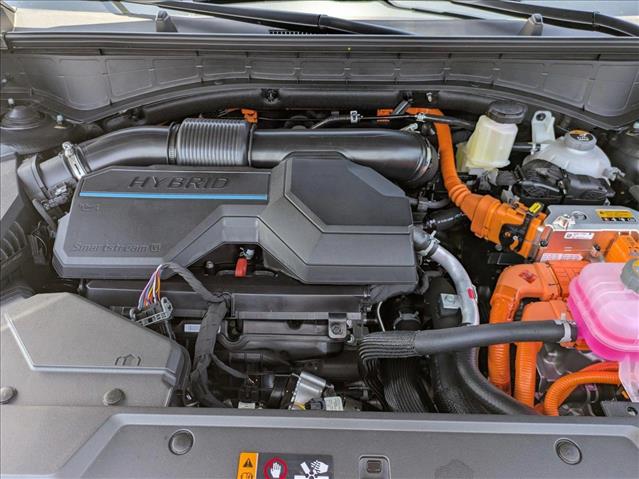 Vehicle image 17 of 18