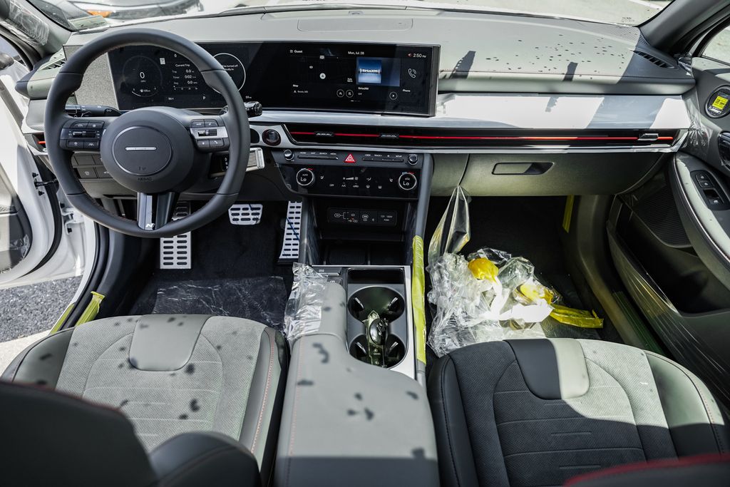 Vehicle image 12 of 42