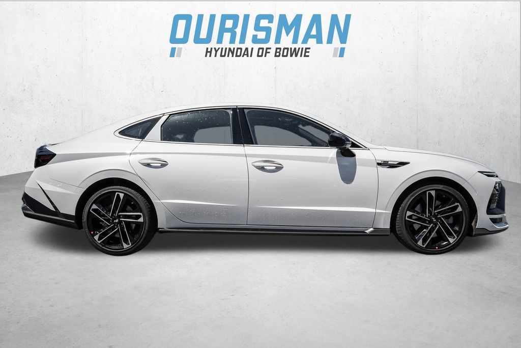 Vehicle image 3 of 42