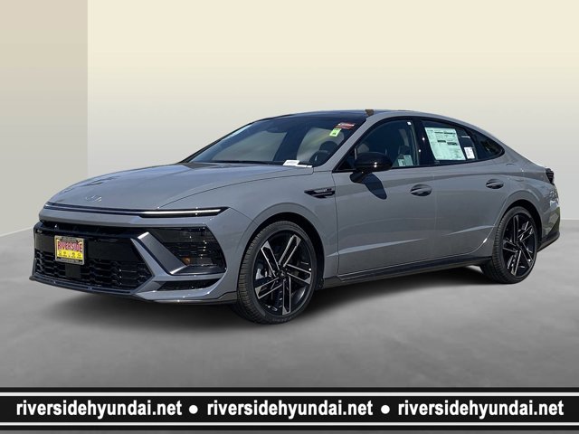 Vehicle image 1 of 16