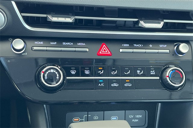 2025 Hyundai Sonata SE Image 11 of 24