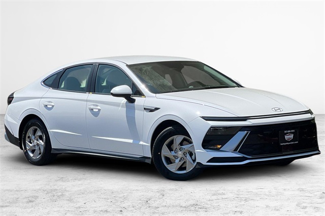 2025 Hyundai Sonata SE Image 3 of 24