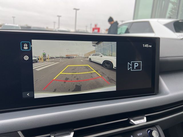 Vehicle image 12 of 20
