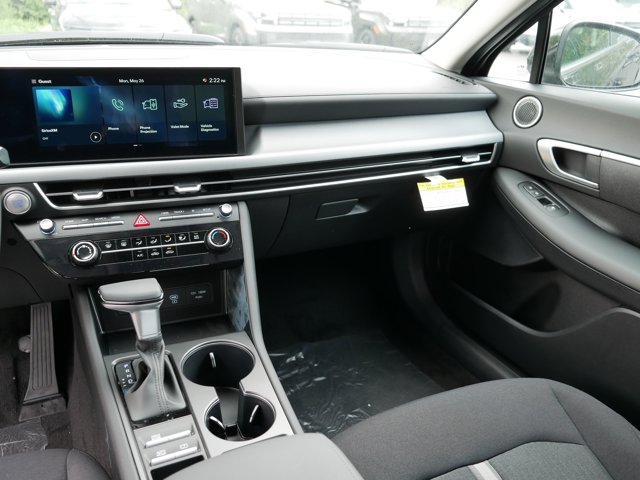 Vehicle image 7 of 10