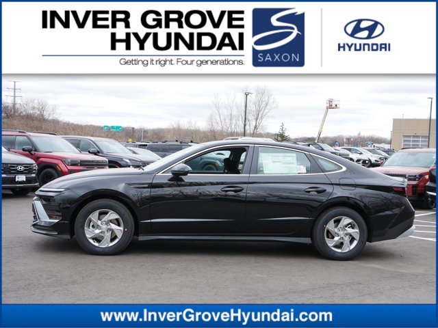 Vehicle image 3 of 10