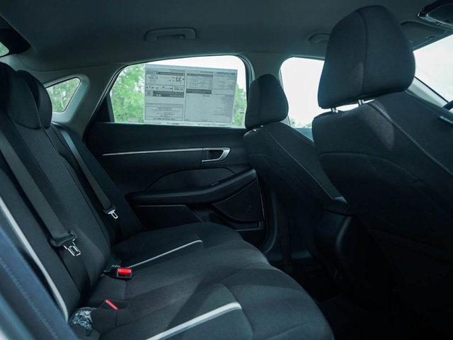 Vehicle image 10 of 23