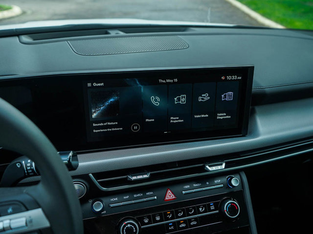Vehicle image 20 of 23