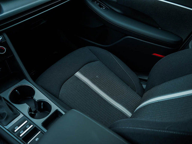 Vehicle image 22 of 23