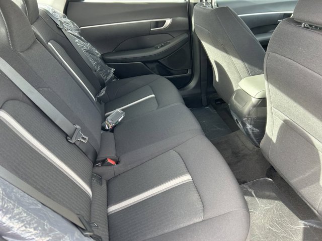 Vehicle image 10 of 17