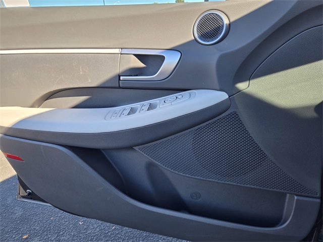 2025 Hyundai Sonata SE Image 23 of 27
