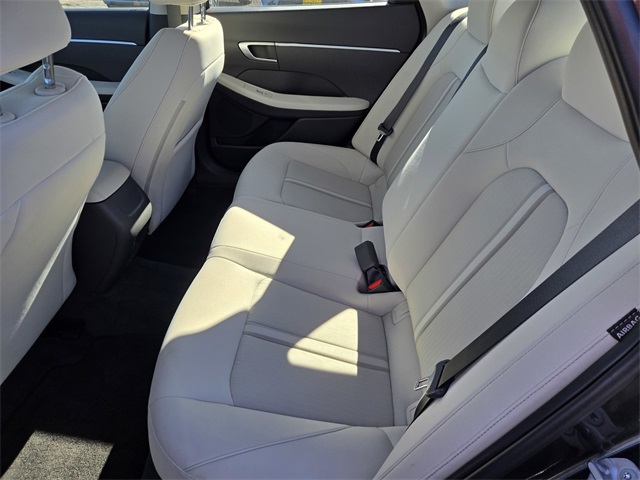 2025 Hyundai Sonata SE Image 11 of 27
