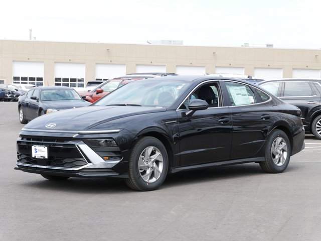 Vehicle image 1 of 10