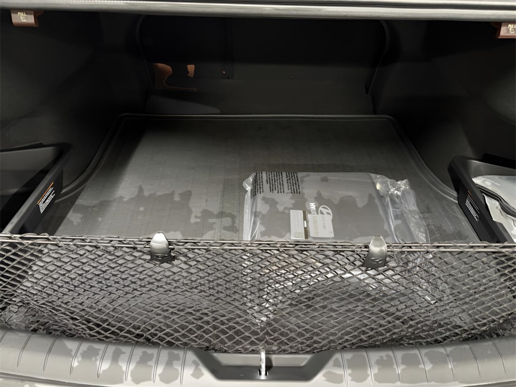 Vehicle image 12 of 25
